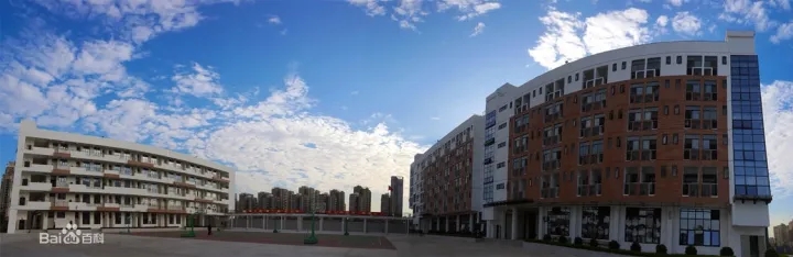 深圳第七高級(jí)中學(xué)2.webp.jpg